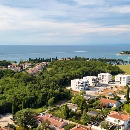 アパート Estera *