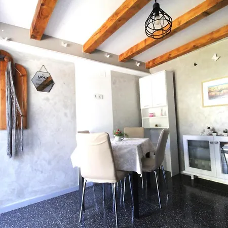 Estera Apartment