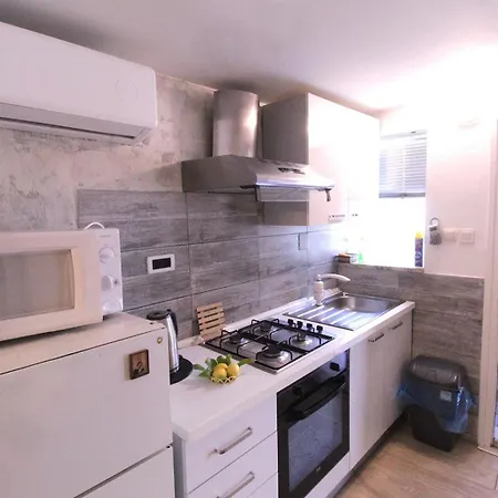 Estera Apartmán